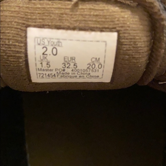 Vans - Picture 7 of 9